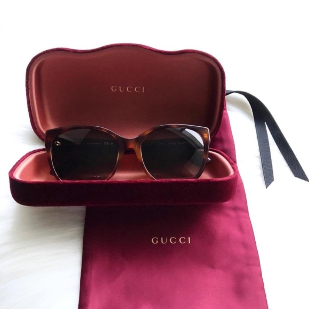 GUCCI - 56mm Cat Eye Tortoise Sunglasses - Picture 7 of 8